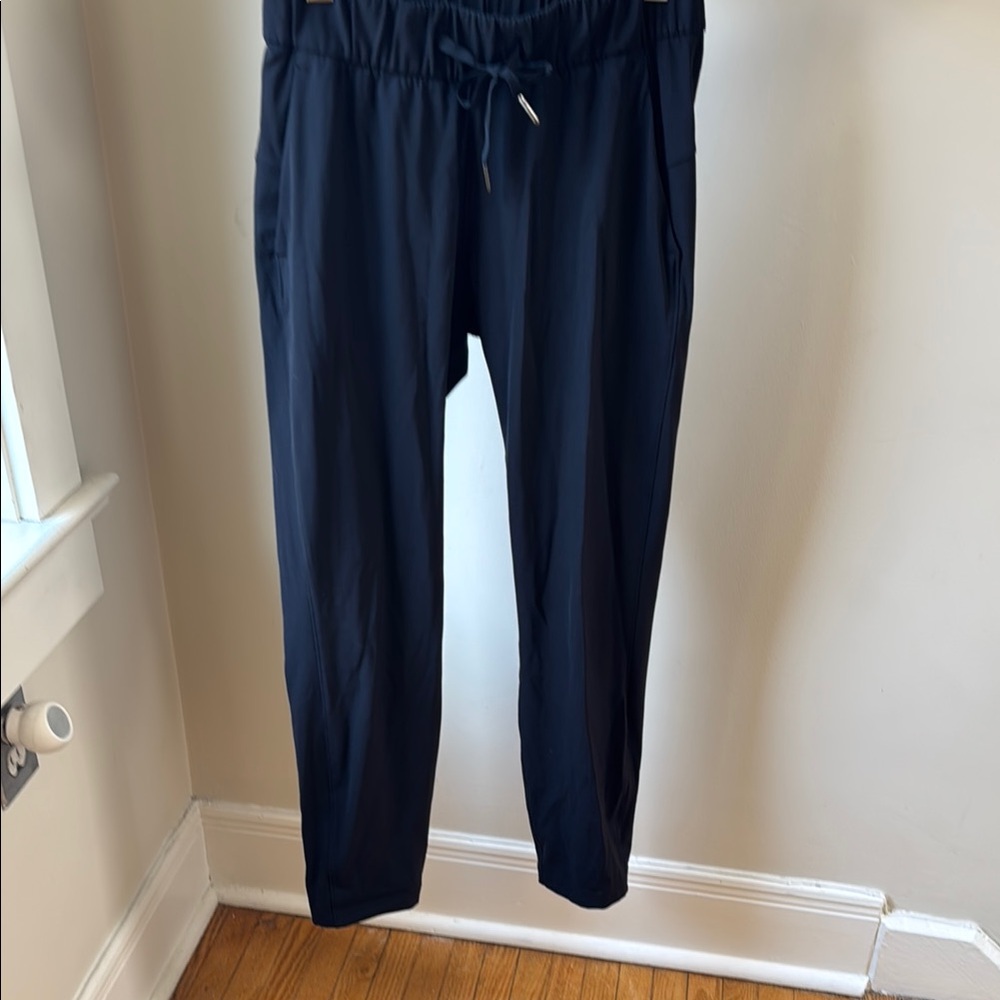 Lululemon On The Fly pants